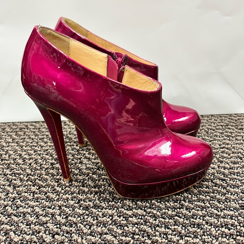 YSL Magenta Pantent stiletto Booties